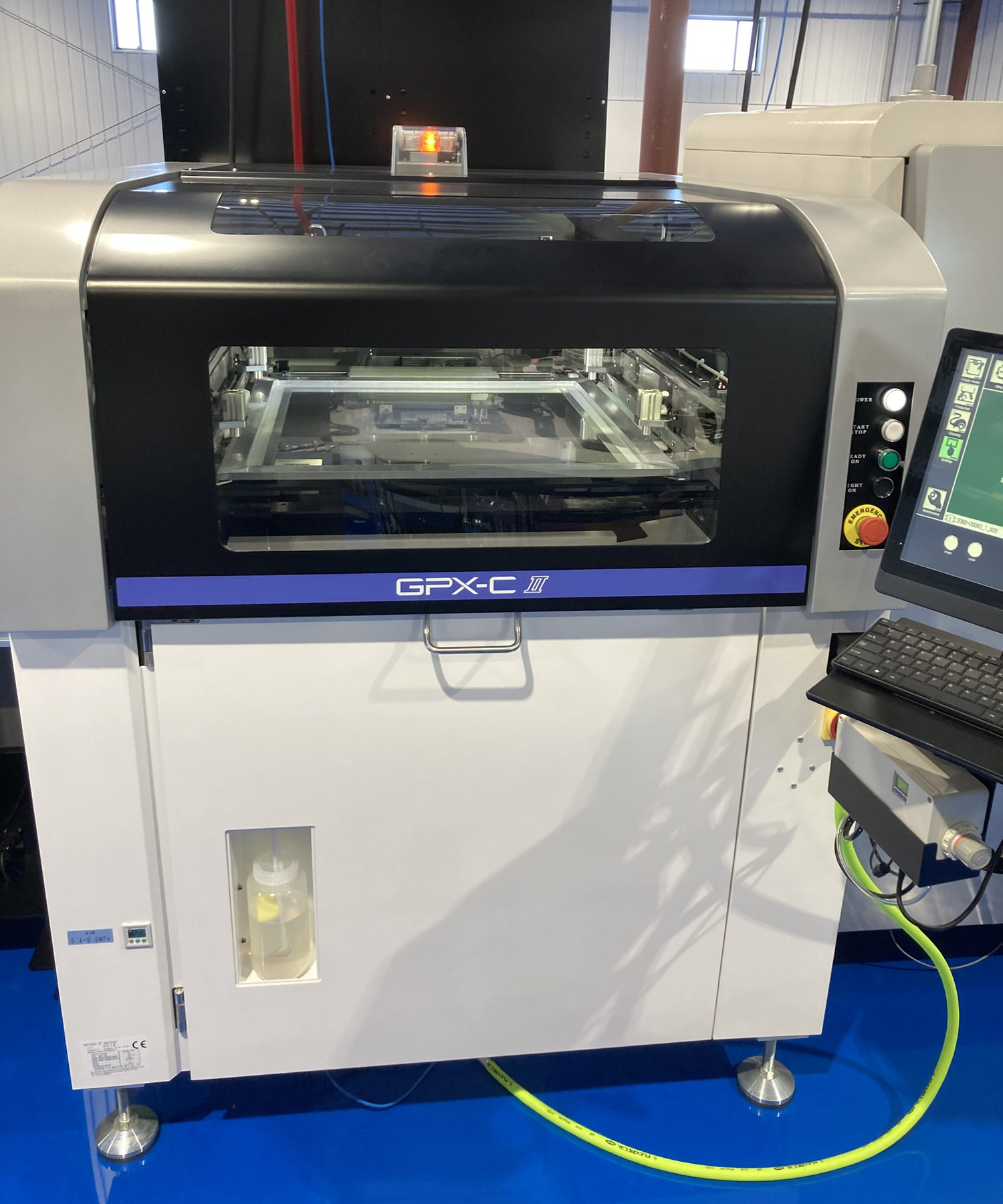 A high accuracy screen printer
